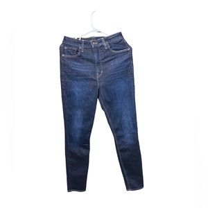 94. Lucky brand Bella skinny jeans 6/28